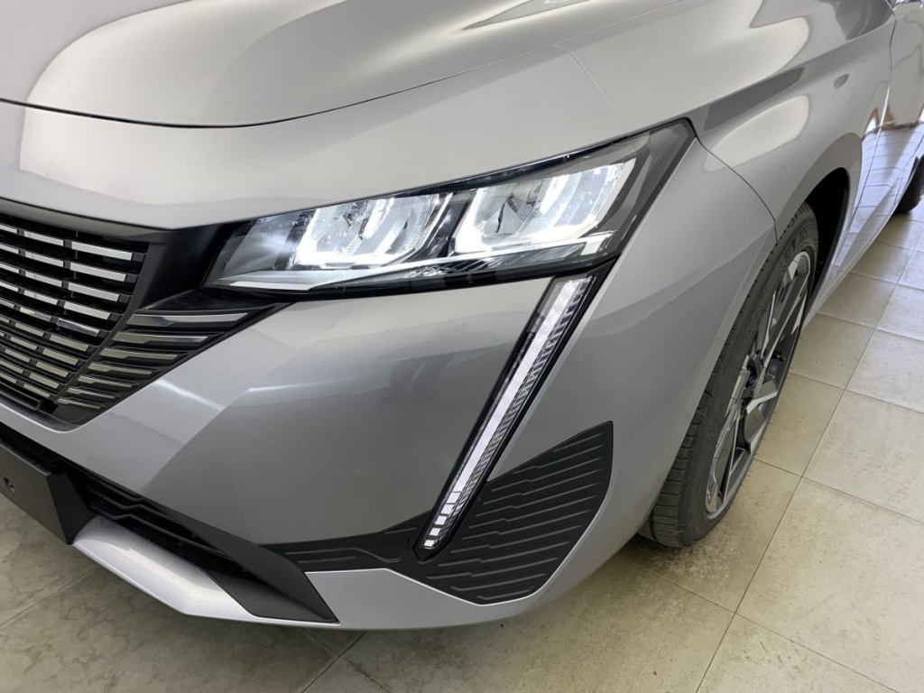 PEUGEOT 308 BlueHDi 130ch S S EAT8 Allure - ref: 1-325087 - Photo 18