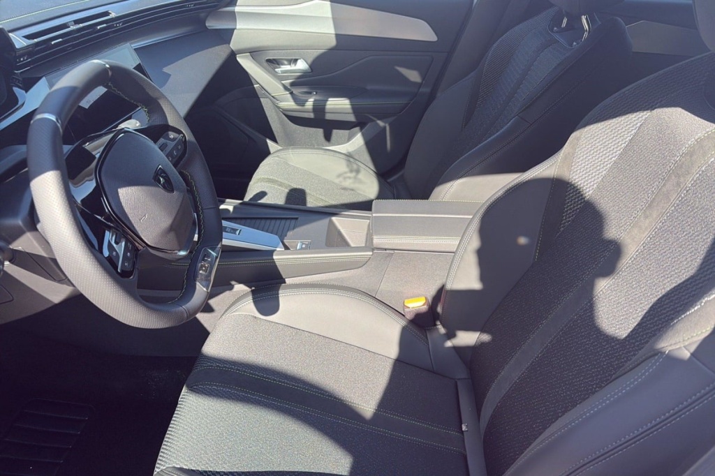 PEUGEOT 308 BlueHDi 130ch S S EAT8 GT - ref: 1-325140 - Photo 7