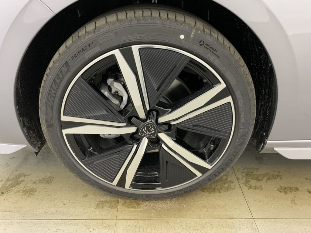 PEUGEOT 308 BlueHDi 130ch S S EAT8 GT - ref: 1-325143 - Photo 17