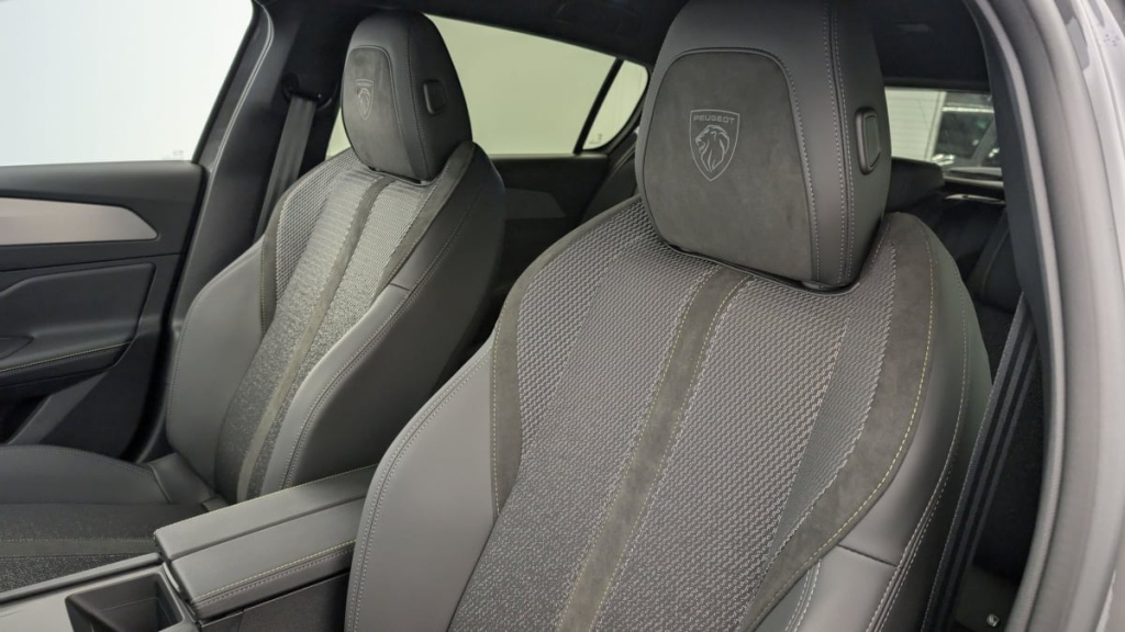 PEUGEOT 308 BlueHDi 130ch S S EAT8 GT - ref: 1-325148 - Photo 14