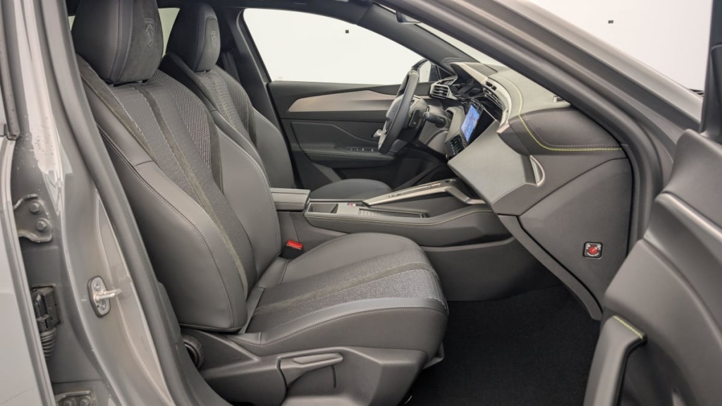 PEUGEOT 308 BlueHDi 130ch S S EAT8 GT - ref: 1-325148 - Photo 7