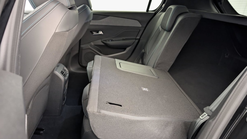 PEUGEOT 308 PureTech 130ch S S BVM6 Allure - ref: 1-325409 - Photo 10