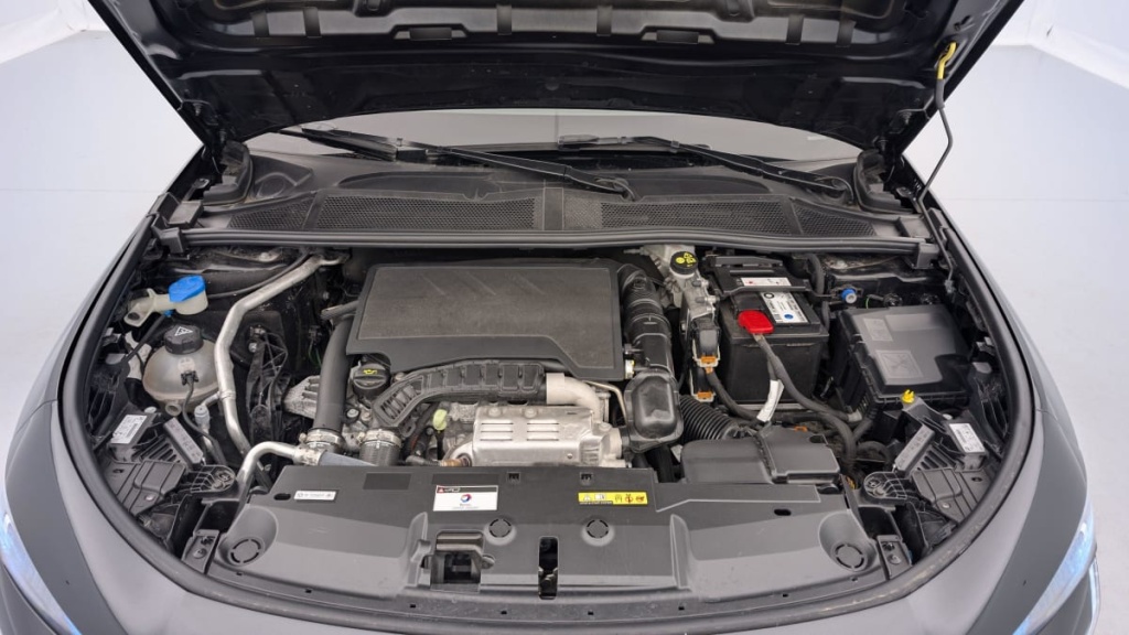 PEUGEOT 308 PureTech 130ch S S BVM6 Allure - ref: 1-325409 - Photo 18