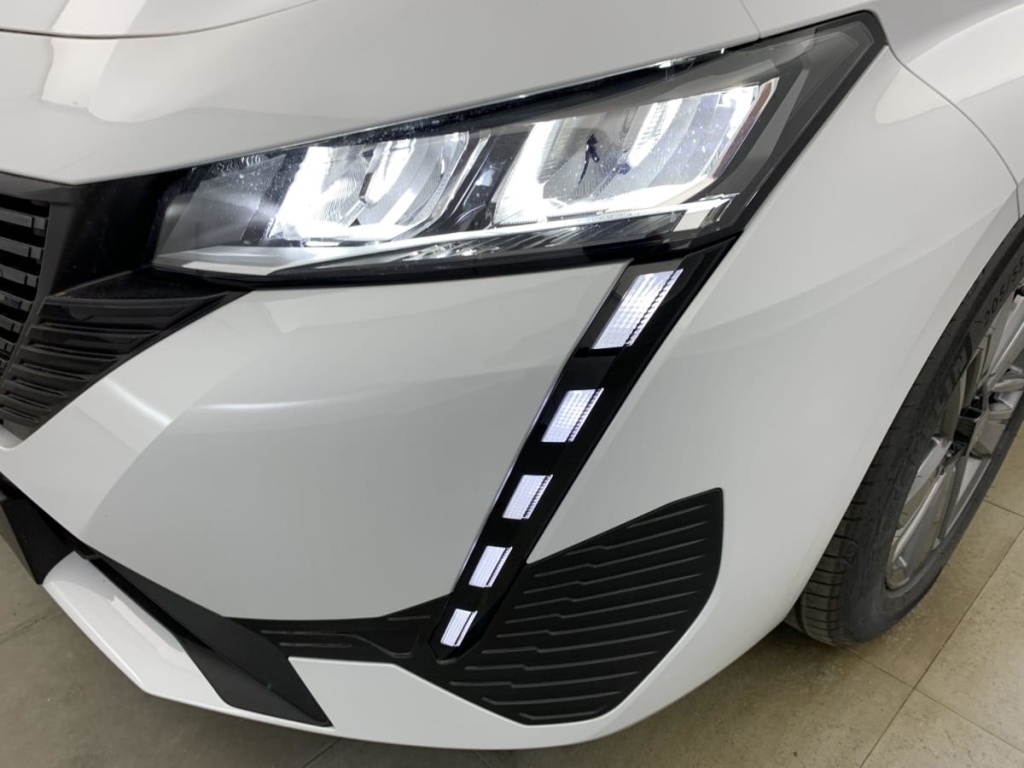 PEUGEOT 308 BlueHDi 130ch S S EAT8 Style - ref: 1-325464 - Photo 17