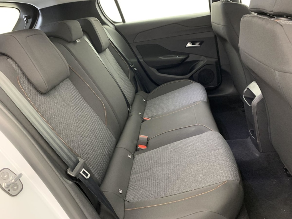 PEUGEOT 308 BlueHDi 130ch S S EAT8 Style - ref: 1-325464 - Photo 8