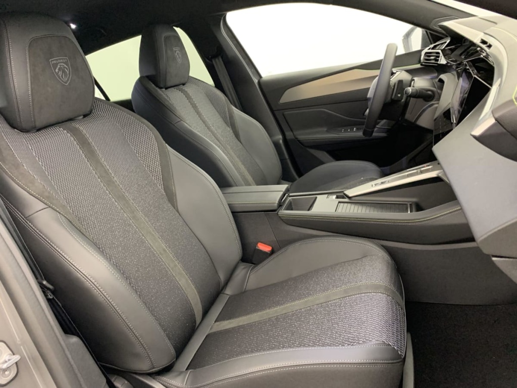 PEUGEOT 308 BlueHDi 130ch S S EAT8 GT - ref: 1-325663 - Photo 9
