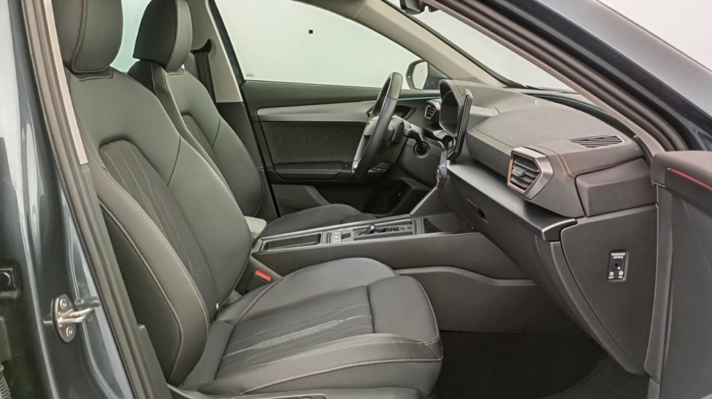 CUPRA FORMENTOR 1.4 e-HYBRID 204 ch DSG6 V - ref: 1-326653 - Photo 7