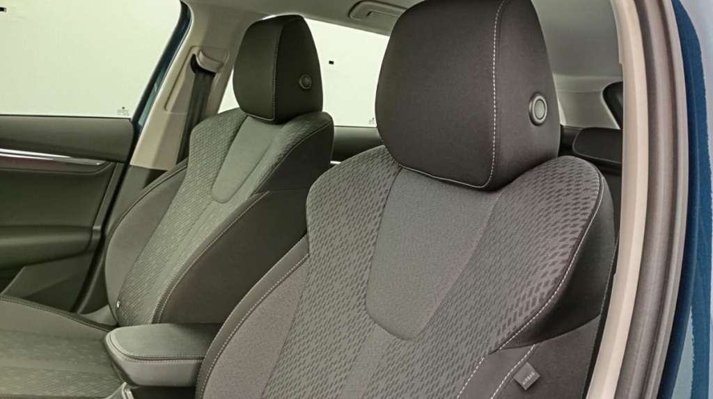 SKODA Octavia Combi 1.4 TSI PHEV IV 204 CH DSG6E STYLE - ref: 1-326733 - Photo 14