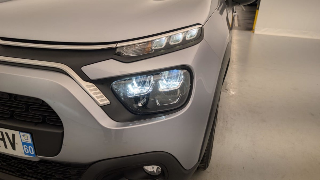 CITROEN C3 PureTech 110 BVM6 Plus - ref: 1-327793 - Photo 18