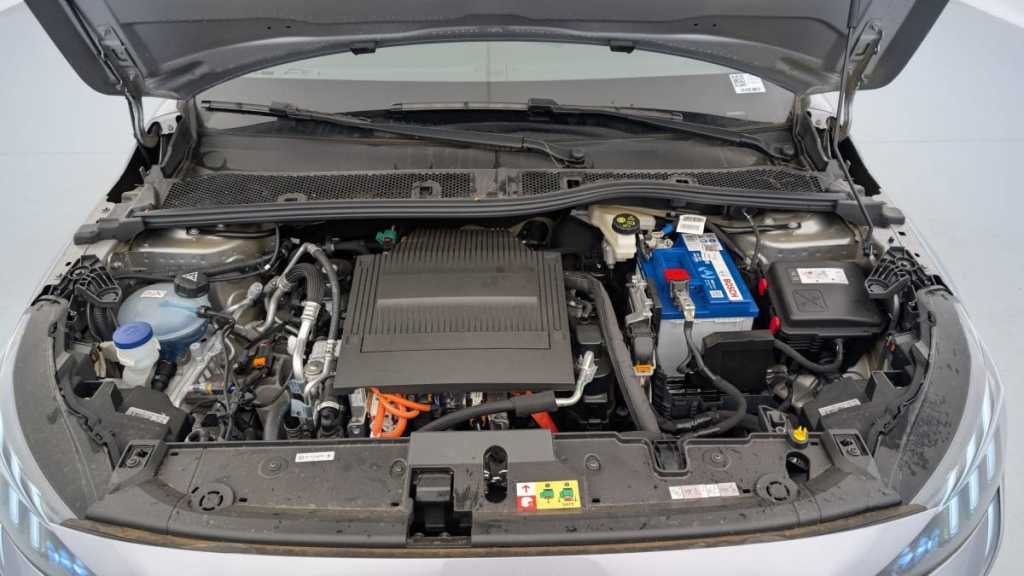 PEUGEOT 208 ELECTRIQUE 50 KWH 136CH GT - ref: 1-328018 - Photo 19