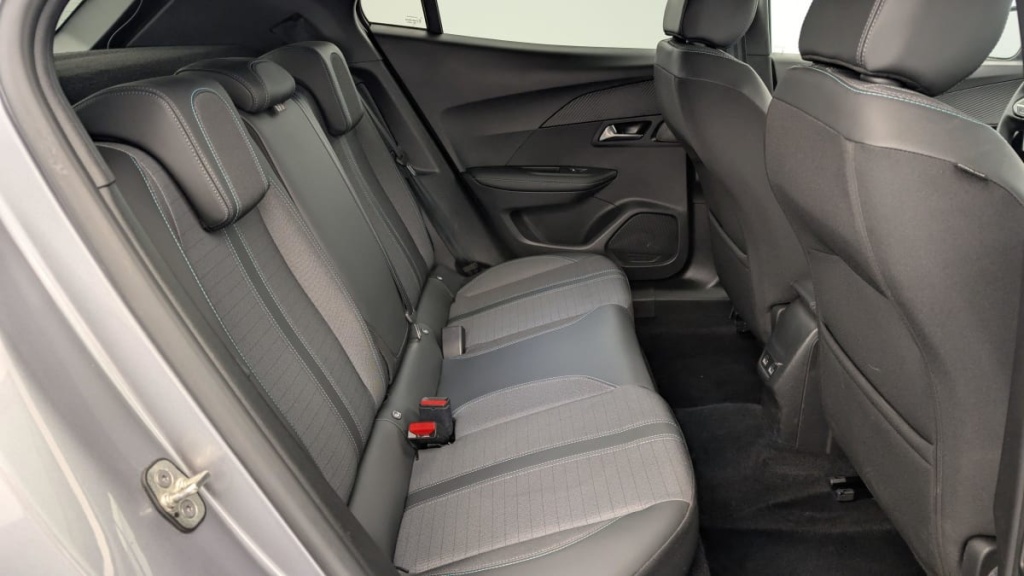 PEUGEOT 2008 ELECTRIQUE 136 CH ALLURE - ref: 1-328888 - Photo 8