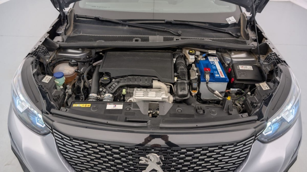PEUGEOT 2008 PureTech 130 S S BVM6 Allure Pack - ref: 1-328912 - Photo 18