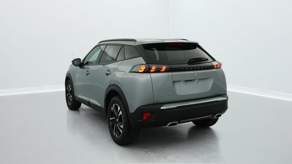 PEUGEOT 2008 PureTech 130 S S BVM6 Allure Pack - ref: 1-328912 - Photo 4