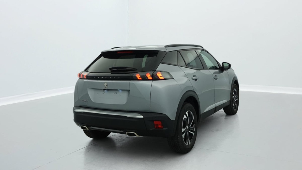 PEUGEOT 2008 PureTech 130 S S BVM6 Allure Pack - ref: 1-328912 - Photo 6
