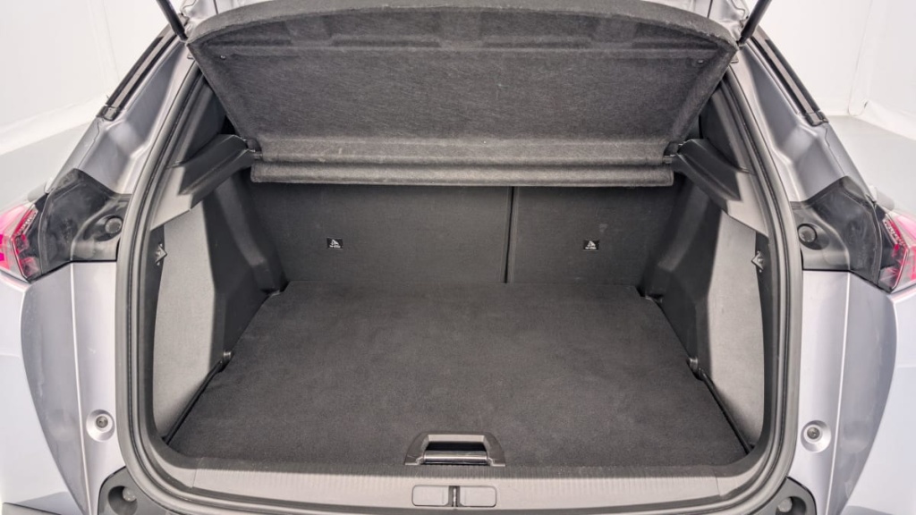 PEUGEOT 2008 PureTech 130 S S BVM6 Allure Pack - ref: 1-328912 - Photo 9