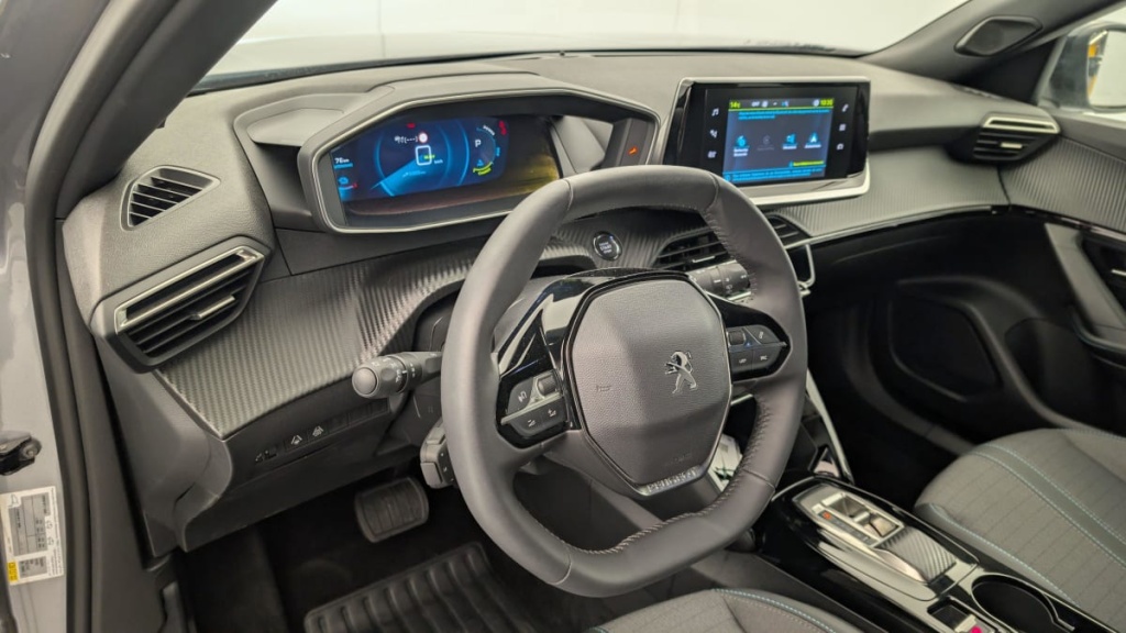 PEUGEOT 2008 ELECTRIQUE 136 CH ALLURE PACK - ref: 1-329240 - Photo 13