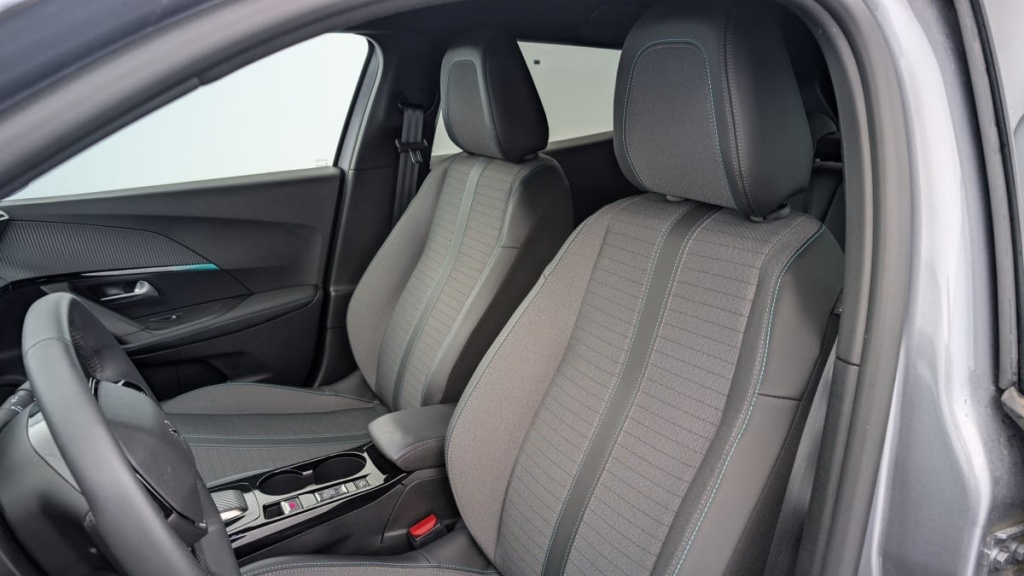 PEUGEOT 2008 ELECTRIQUE 136 CH ALLURE PACK - ref: 1-329240 - Photo 14