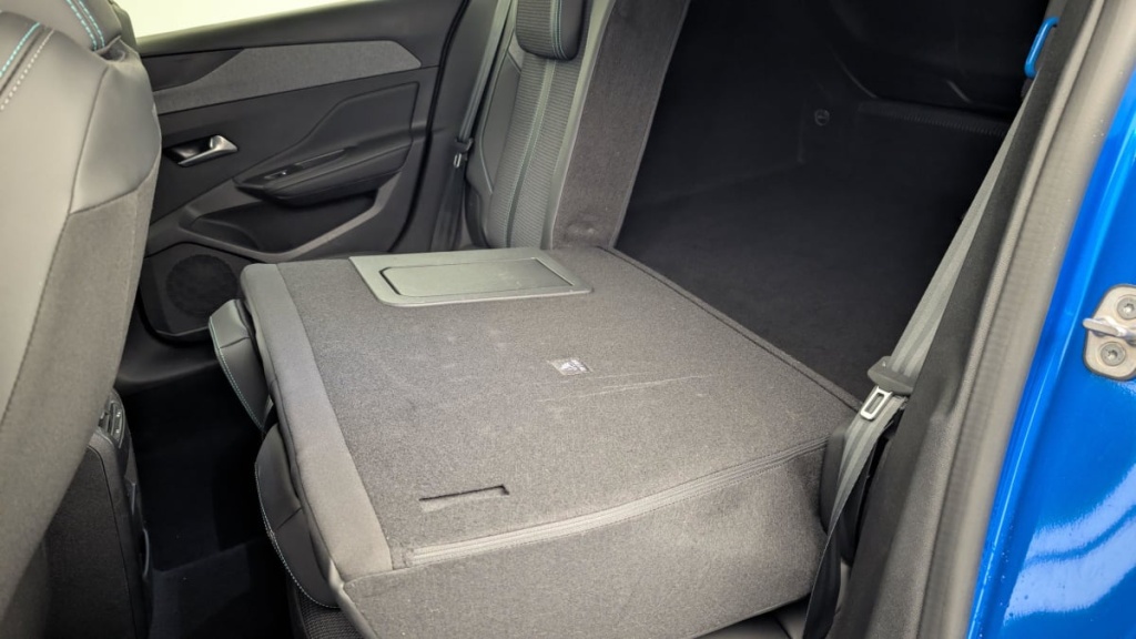 PEUGEOT 308 PureTech 130ch S S BVM6 Allure Pack - ref: 1-329528 - Photo 10