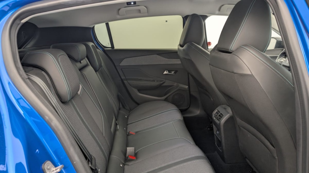 PEUGEOT 308 PureTech 130ch S S BVM6 Allure Pack - ref: 1-329528 - Photo 8