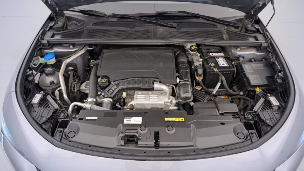 PEUGEOT 308 PureTech 130ch S S BVM6 Allure - ref: 1-329541 - Photo 19