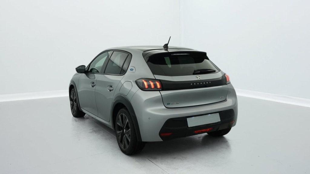 PEUGEOT 208 ELECTRIQUE 50 KWH 136CH GT - ref: 1-329927 - Photo 4