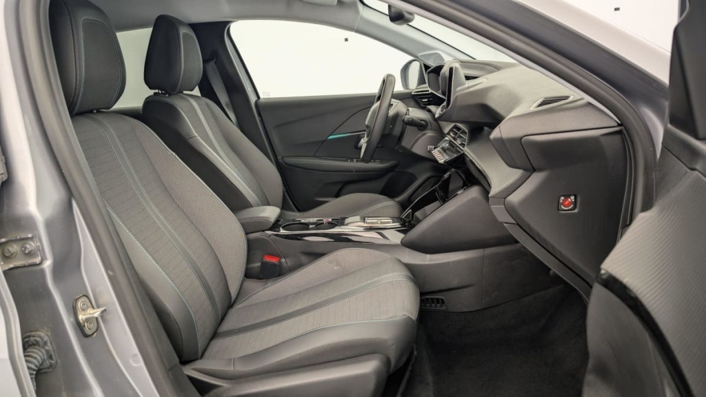 PEUGEOT 208 ELECTRIQUE 50 kWh 136ch Allure Pack - ref: 1-330043 - Photo 7