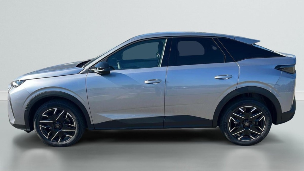 PEUGEOT 3008 Hybrid 145 e-DCS6 Allure - ref: 1-330121 - Photo 4