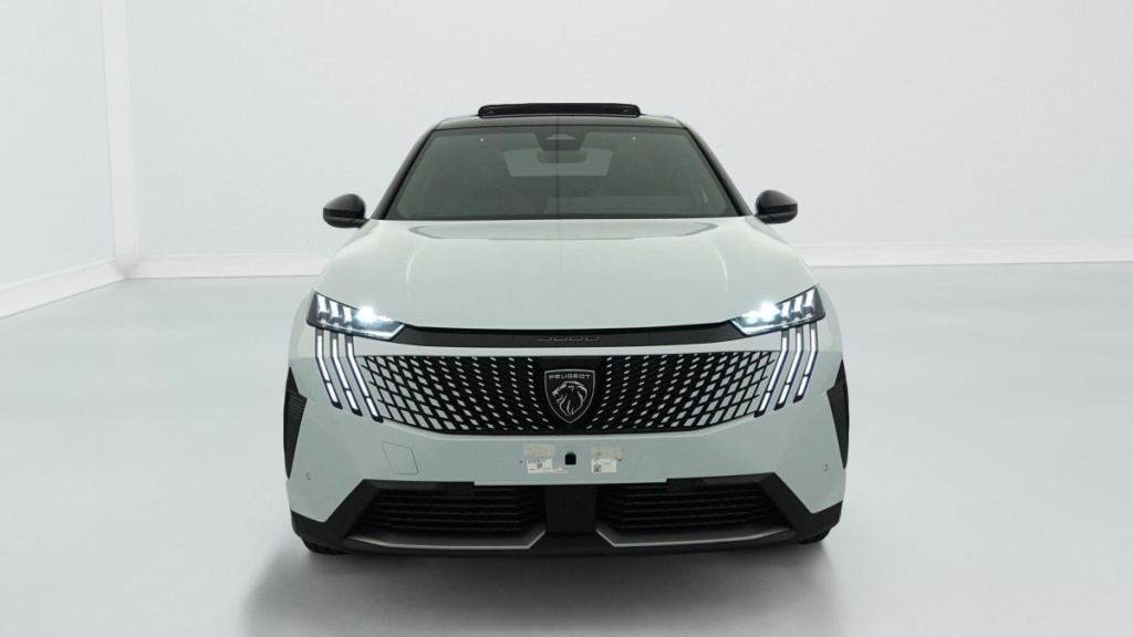 PEUGEOT 3008 Hybrid 145 e-DCS6 GT - ref: 1-330262 - Photo 2