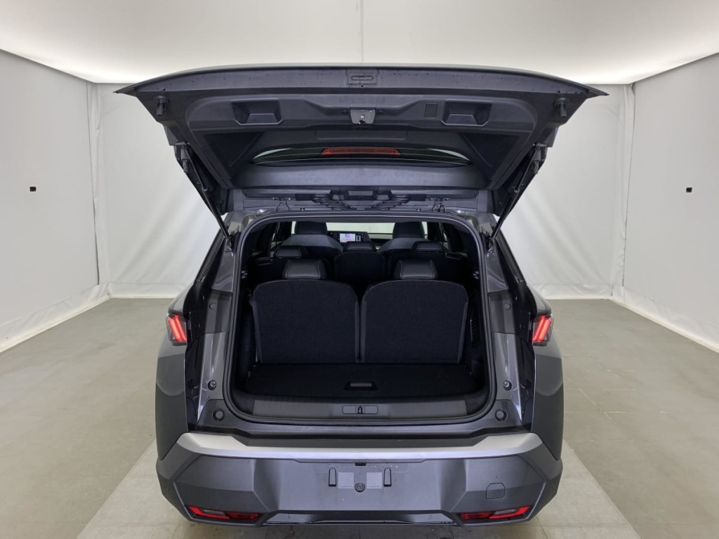 PEUGEOT 5008 Hybrid 145 e-DCS6 Allure - ref: 1-330349 - Photo 12