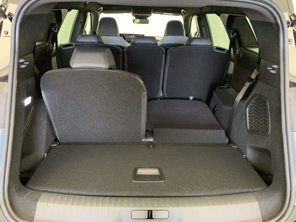 PEUGEOT 5008 Hybrid 145 e-DCS6 GT - ref: 1-330402 - Photo 11