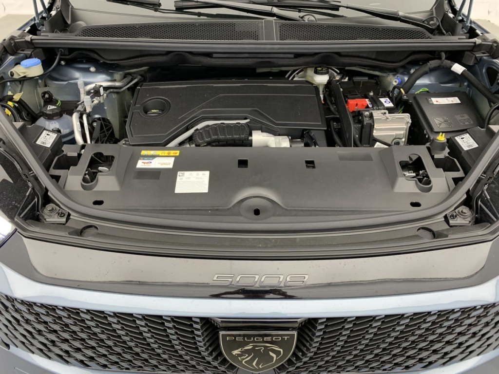 PEUGEOT 5008 Hybrid 145 e-DCS6 GT - ref: 1-330402 - Photo 16