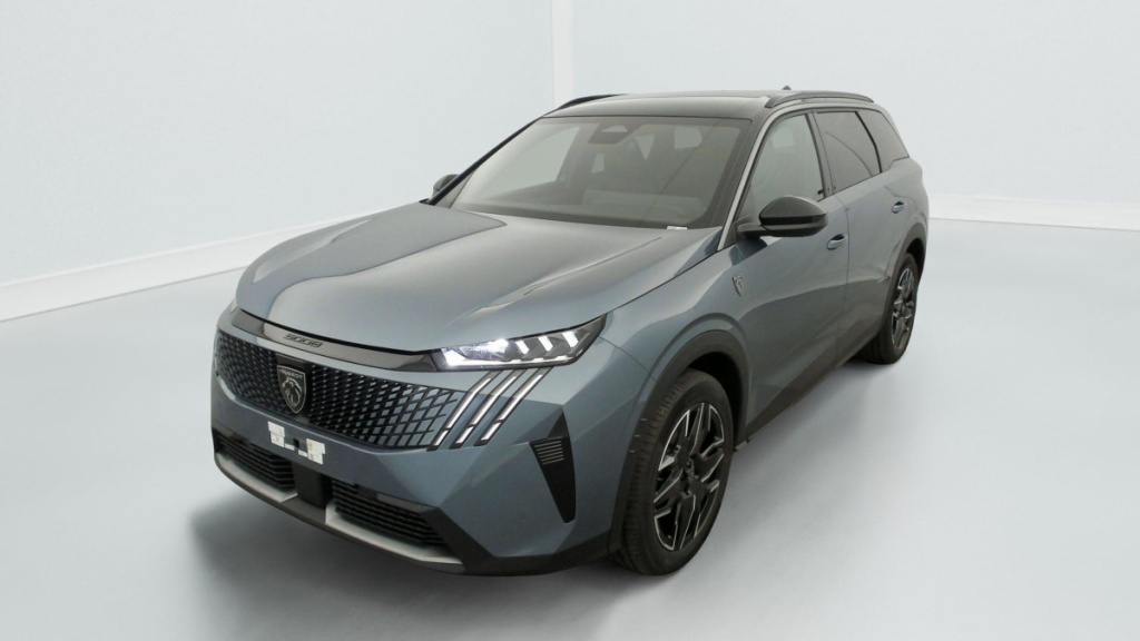 PEUGEOT 5008 Hybrid 145 e-DCS6 GT - ref: 1-330402 - Photo 3