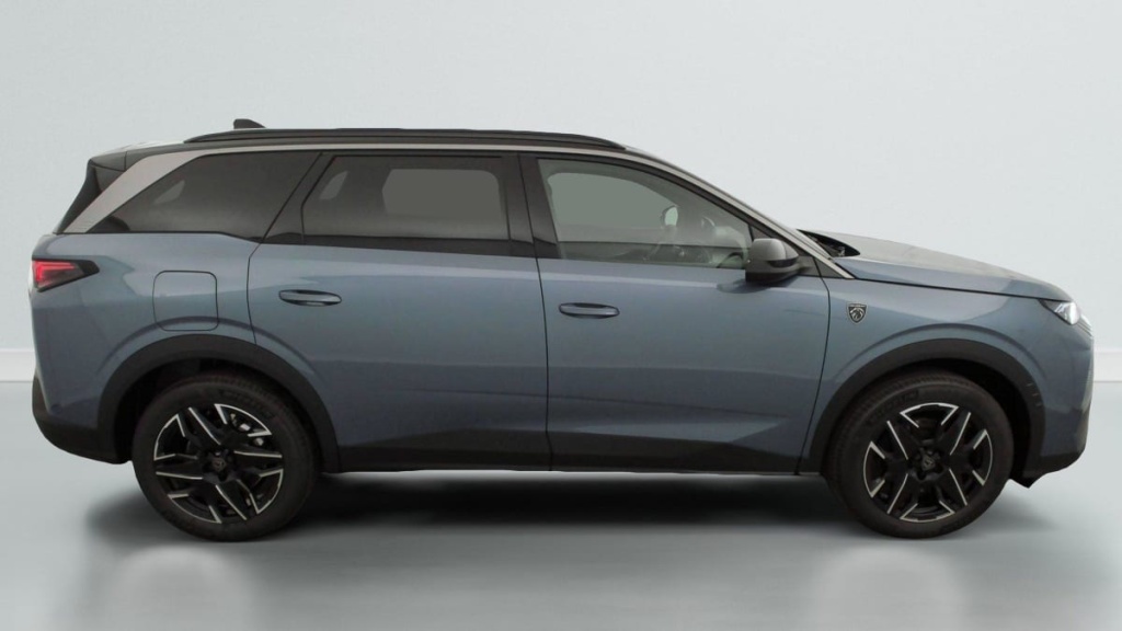 PEUGEOT 5008 Hybrid 145 e-DCS6 GT - ref: 1-330402 - Photo 8