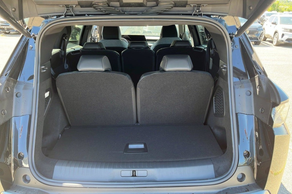 PEUGEOT 5008 Hybrid 145 e-DCS6 GT - ref: 1-330406 - Photo 11