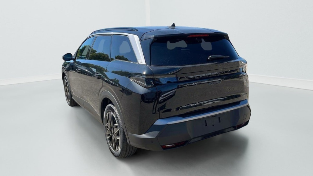 PEUGEOT 5008 Hybrid 145 e-DCS6 GT - ref: 1-330406 - Photo 5