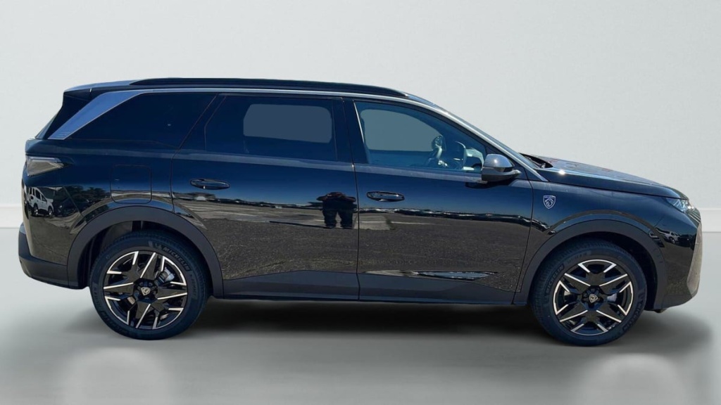 PEUGEOT 5008 Hybrid 145 e-DCS6 GT - ref: 1-330406 - Photo 8