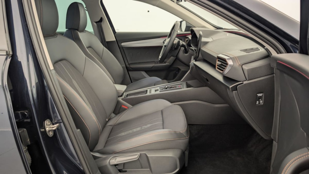 CUPRA FORMENTOR 1.4 e-HYBRID 204 ch DSG6 V - ref: 1-331036 - Photo 7