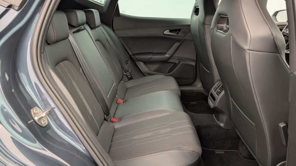 CUPRA FORMENTOR 1.4 E-HYBRID 245 CH DSG6 VZ - ref: 1-332250 - Photo 8