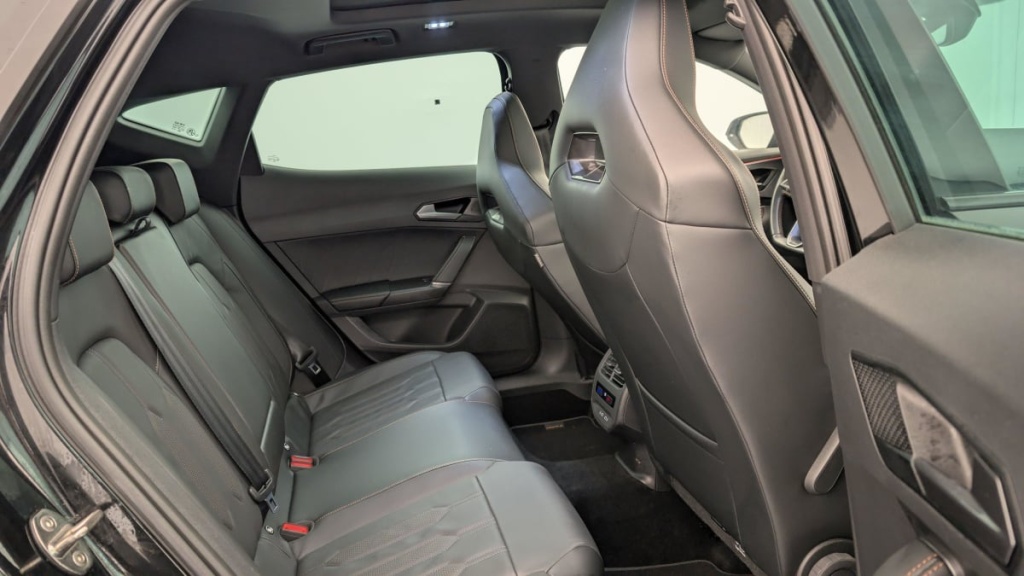 CUPRA FORMENTOR 1.4 e-HYBRID 204 ch DSG6 V - ref: 1-333037 - Photo 8