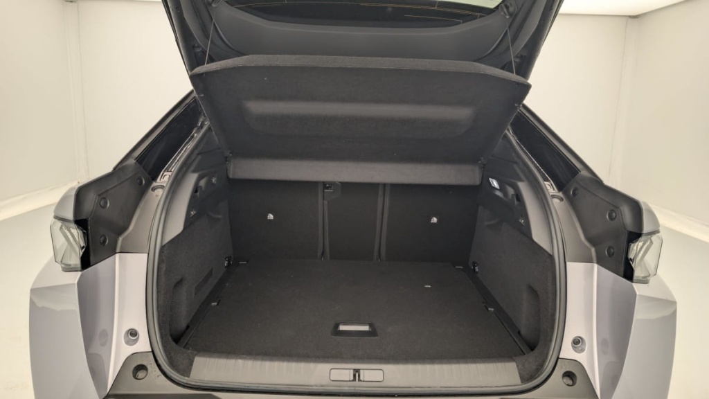 PEUGEOT 3008 Hybrid 145 e-DCS6 GT - ref: 1-333063 - Photo 11