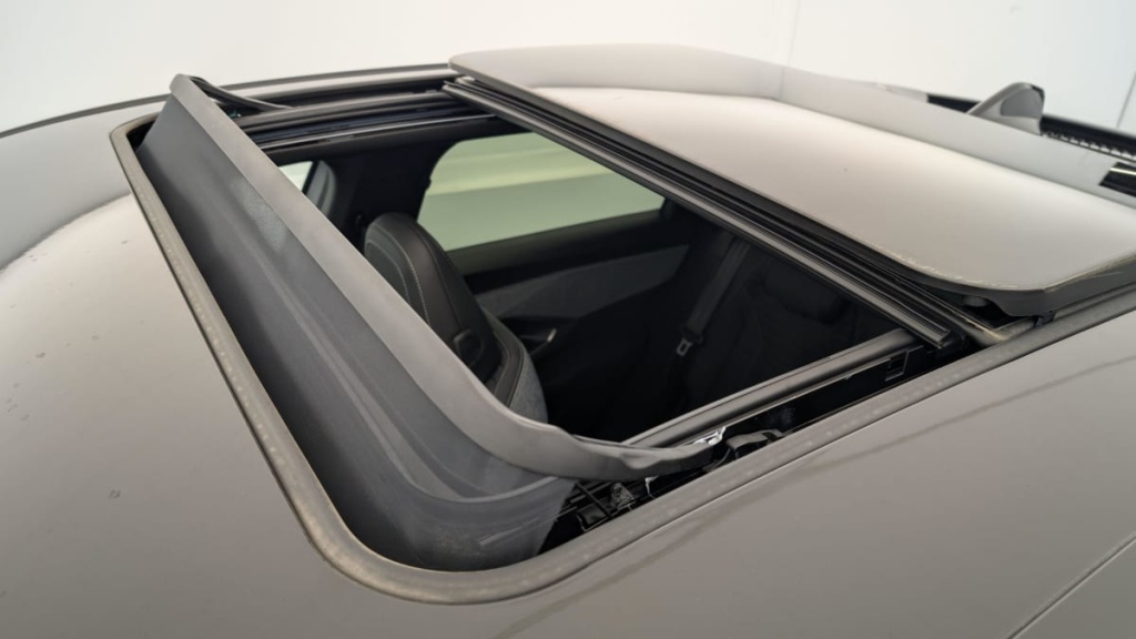 PEUGEOT 3008 Hybrid 145 e-DCS6 GT - ref: 1-333110 - Photo 20