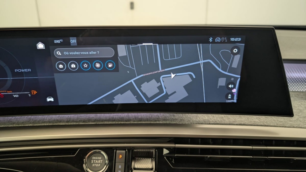 PEUGEOT 3008 Hybrid 145 e-DCS6 GT - ref: 1-333114 - Photo 17