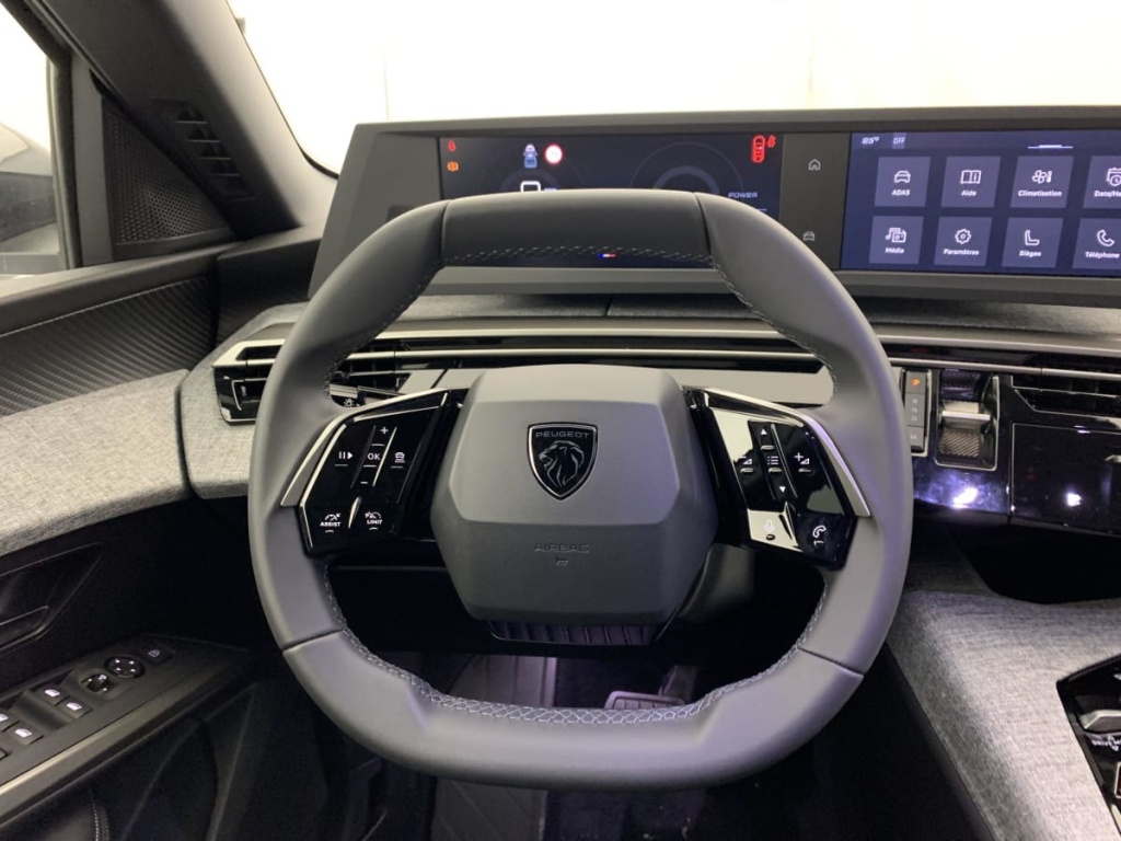PEUGEOT 5008 NOUVEAU HYBRID 136 E-DCS6 ALLURE - ref: 1-333246 - Photo 14