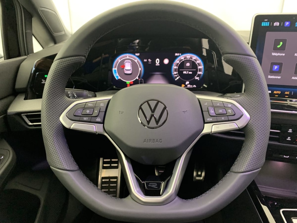 VOLKSWAGEN GOLF 8 NOUVELLE 2.0 TDI 150 DSG7 R-LINE - ref: 1-333400 - Photo 12