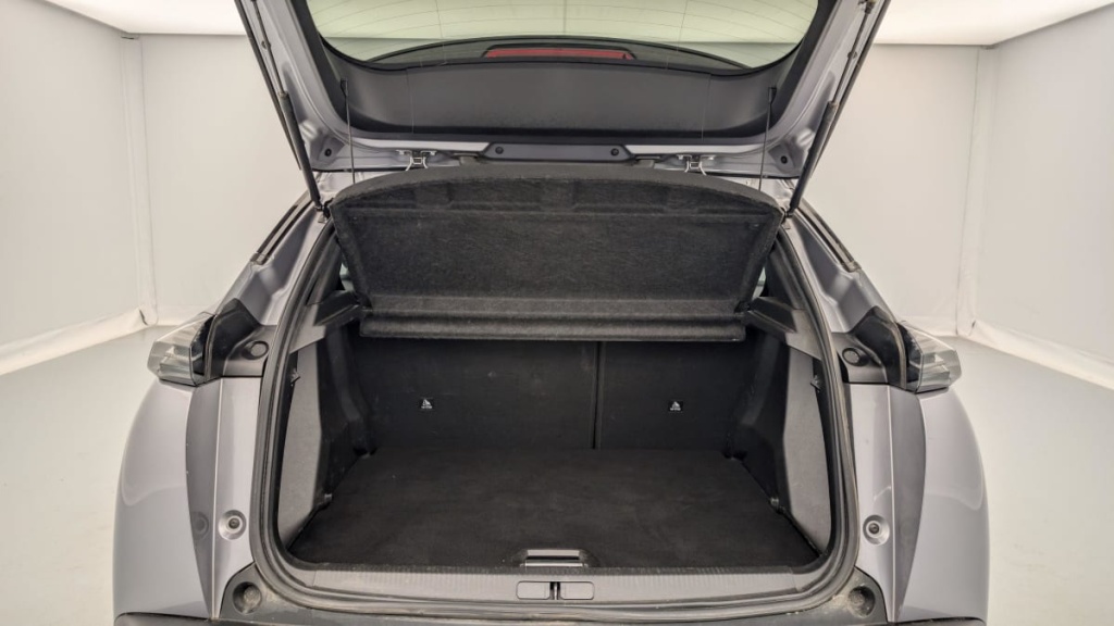 PEUGEOT 2008 PureTech 130 S S EAT8 GT - ref: 1-334562 - Photo 9