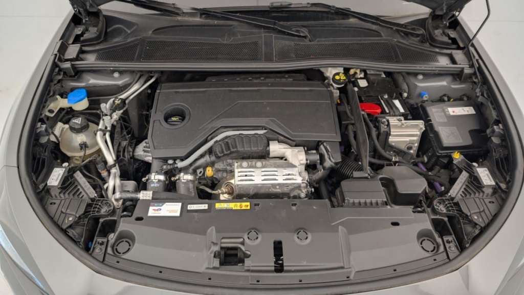 PEUGEOT 408 Hybrid 136 e-DCS6 Allure - ref: 1-334635 - Photo 20