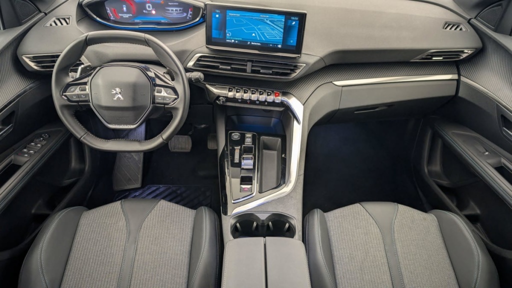 PEUGEOT 3008 Hybrid 136 e-DCS6 Allure Pack - ref: 1-334676 - Photo 11