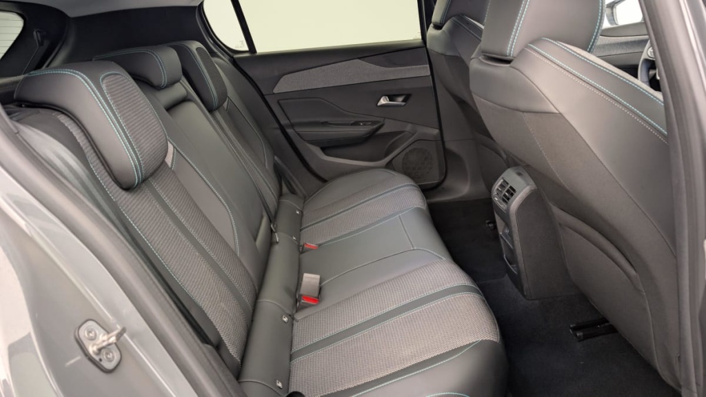 PEUGEOT 308 PureTech 130ch S S BVM6 Allure - ref: 1-334731 - Photo 7