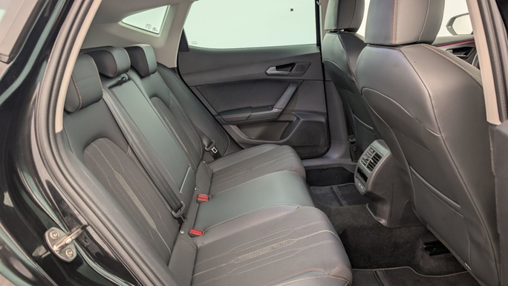 CUPRA FORMENTOR 1.4 e-HYBRID 204 ch DSG6 V - ref: 1-335176 - Photo 8