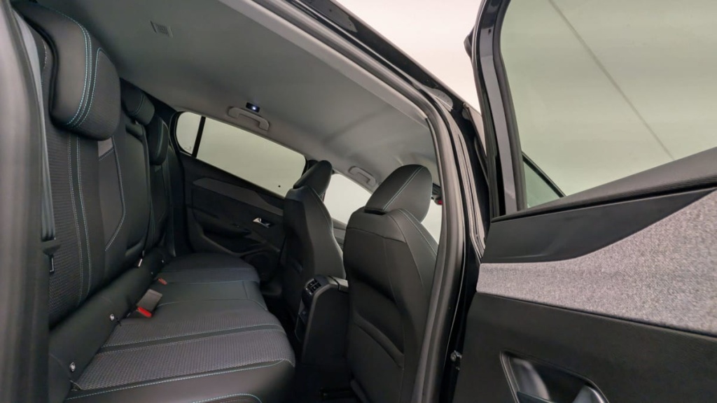 PEUGEOT 308 PureTech 130ch S S BVM6 Allure - ref: 1-335996 - Photo 8